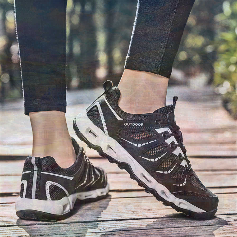 Sumer Round Tip Silver Sneaker - Wedding Supply Superstore recension och pris